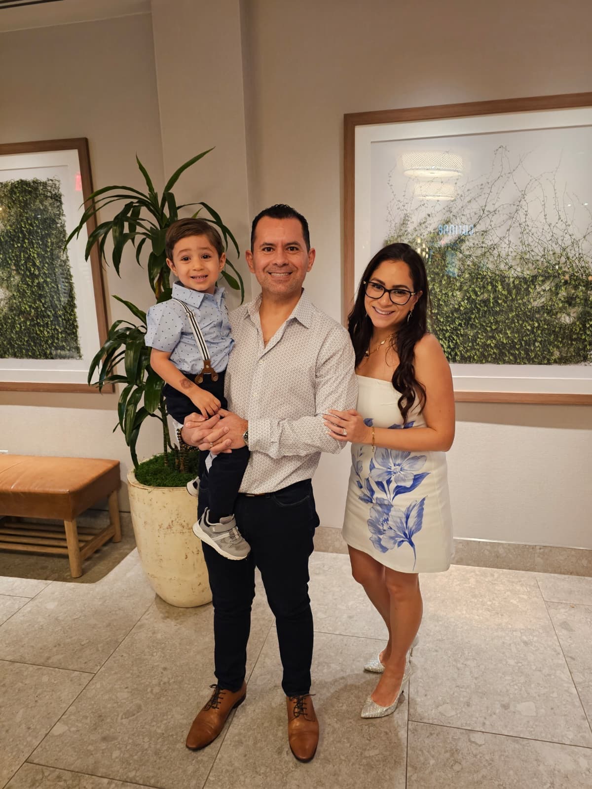 Krizia, Luis & Luisito